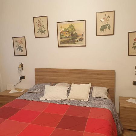 Casa Vacanze Alice E Arianna Cairo Montenotte Exteriör bild