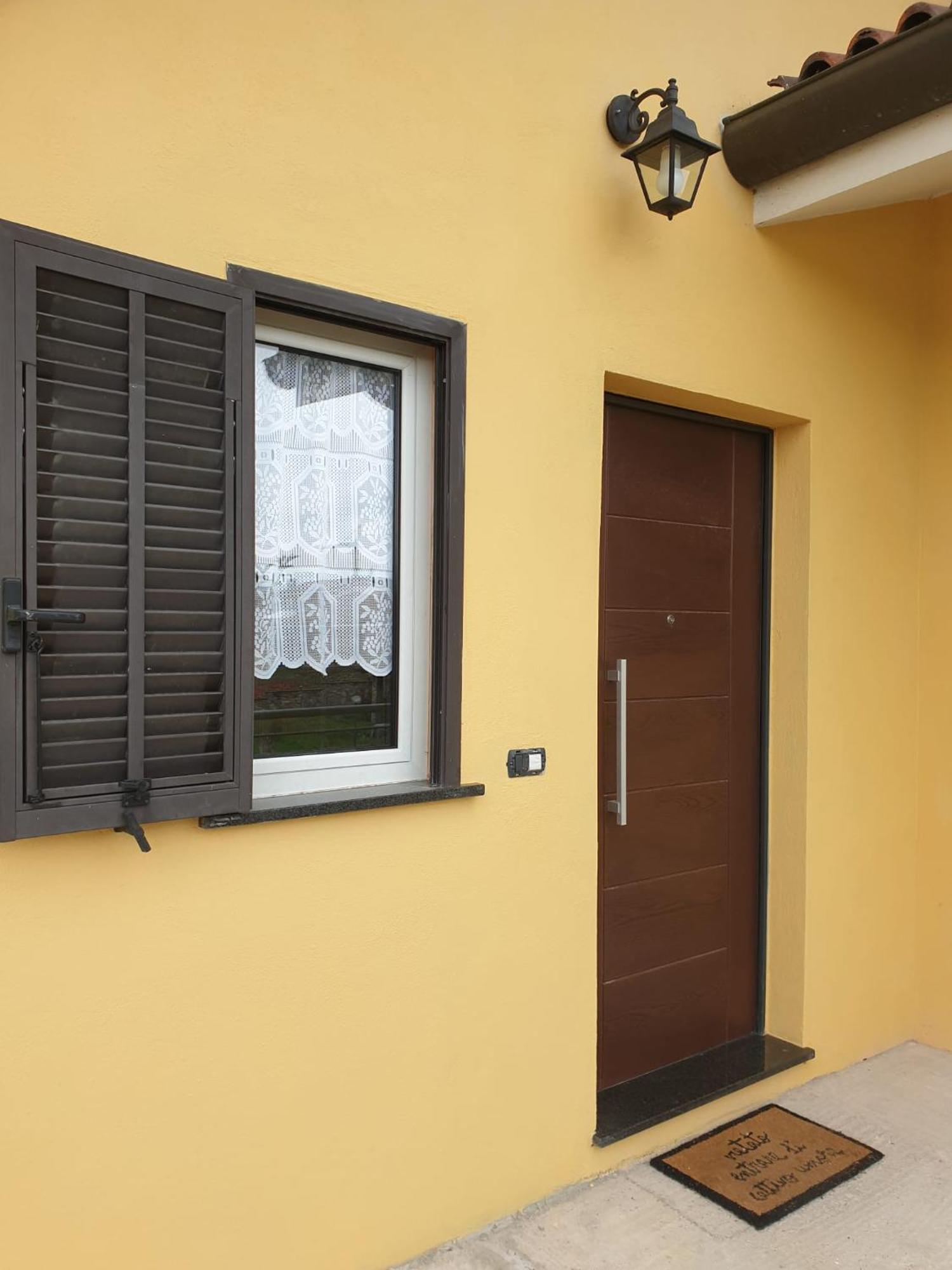 Casa Vacanze Alice E Arianna Cairo Montenotte Exteriör bild